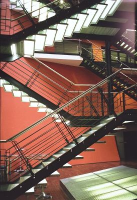 Escher
Minox 35 GL - Superia 200
Mots-clés: Cologne - Escaliers
