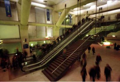 escalators 1
