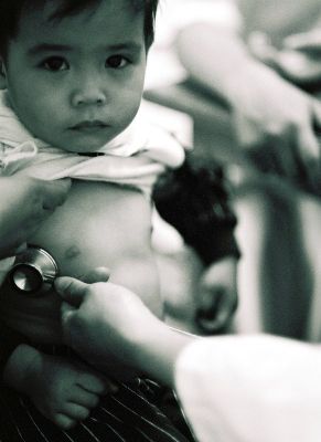 Regard_d_enfant
Mots-clés: médecine vietnam  portrait bébé