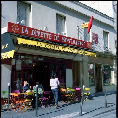 Braquage a la Divette
Hasselblad 202 FA + 80mm + Portra 400 VC
