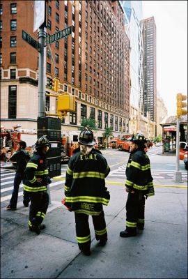 FDNY
Bessa R2a + 21mm + Portra 160VC
