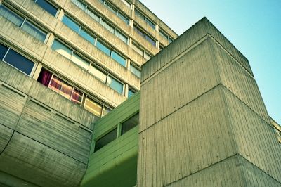Facade
M6 + Summicron 35mm Type IV + Superia
