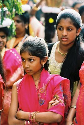 Ganesh (3)
Nikon F3 + 105mm + Portra VC 160

