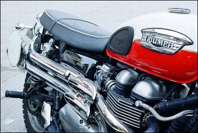 Scrambler
Contax G2 + 45mm 
