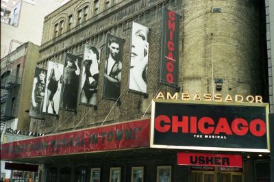 Chicago vs New York
Canonet GIII QL19
