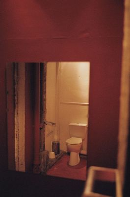 Rouge cabinet
Contax T2 + Superia 400
