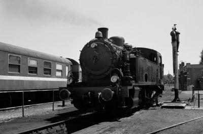 Locomotive - l'attente des wagons
