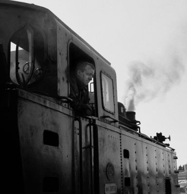 Locomotive - le chauffeur
Voigtländer Bessa R3A
Nokton f 40 mm 1:1.4
TriX
