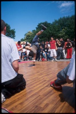 Culture Street 2006, Vitré (35) 5
Battle de Break dance
Leica CL avec Color Skopar 28mm, Provia 400F
