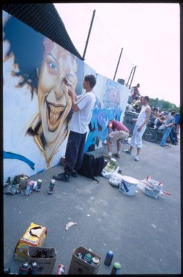 Culture Street 2006, Vitré (35) 6
Graph
Leica CL avec Color Skopar 28mm, Provia 400F
