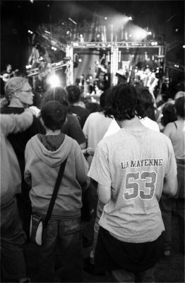 Bienvenue en Mayenne ;-)
Festival Au foin de la rue 2006, Saint-Denis-de-Gastines (53)
Mots-clés: la mayenne 53 concert musiques actuelles foin de la rue saint denis gastines