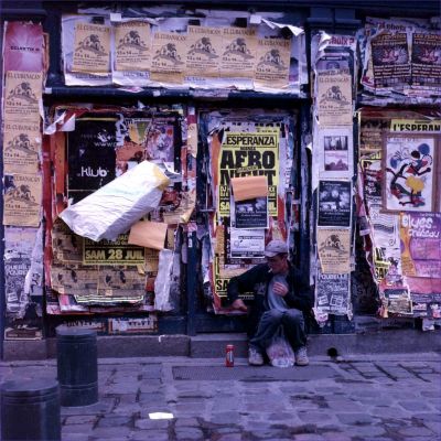 Les affiches, Rennes
Yashica Mat et film diapo périmé
