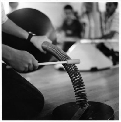 Baschet pas ! - le ressort
Création musicale avec les enfants des écoles primaires de la Mayenne et les Structures Sonores Baschet

Bronica SQ-A > 2,8/80mm > TriX
