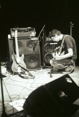 Thibaud, bassiste de Sling69
Accord avant concert
Mots-clés: sling 69 sling69 basse bassiste accord