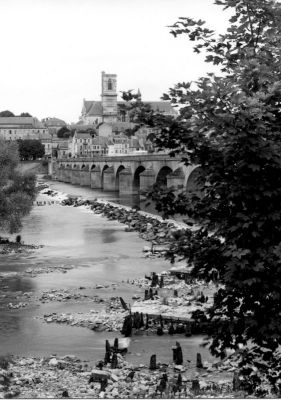 PONT DE NEVERS 58
Photo de repérage pour la nuit
Mots-clés: Loire Nevers