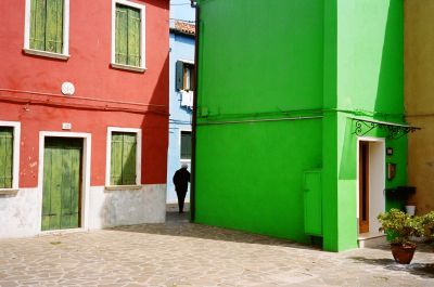 Apparition 3
Venise - Ile de Burano

Rollei 35 SE - Portra 160 VC
