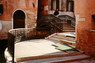 0

Rollei 35 SE - Portra 160 VC 
