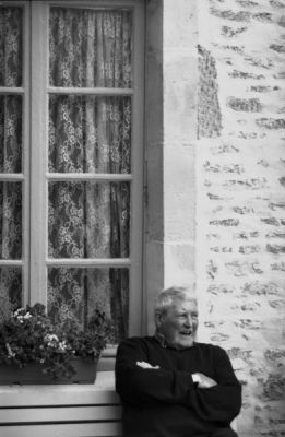 Le Normand
Pentax P30 - Cosina 28-70 f4 - kodak BW 400
Mots-clés: Normand
