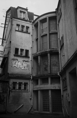 Spit
Auxerre 

Leica Mini - APX 100
