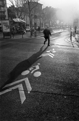 Attention piéton
M6 - Cron 35 IV - Trix - Rodinal
