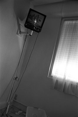 Forfait télévision
Une clinique abandonnée en Ile de France.

Pentax LX - Foma 100
Mots-clés: Friche - Clinique