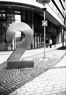 2
Cologne - Media Park.

Leica M6 - Cron 35 IV

