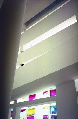 MACBA 3
Museu d'Art Contemporani de Barcelona
Archi : Richard Meier

Minox 35 EL - Superia 200
