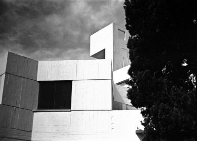 Cyprès
Barcelone

Pentax MX - 50/1.7 - trix 
