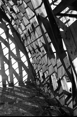 Decize 8
Hospice abandonné à Decize.

Leica M6 - Trix à 400 - Cron 35 IV et Jupiter 8.
