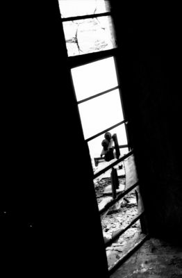 Percée
Pentax LX - smc m 50/1.7 - Foma 400
Mots-clés: Friches industrielles
