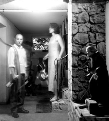 LA CAVE
