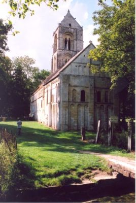 la viellle église de Thaon
