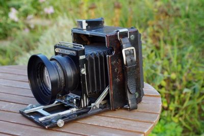 Speed Graphic + Aero Ektar 
