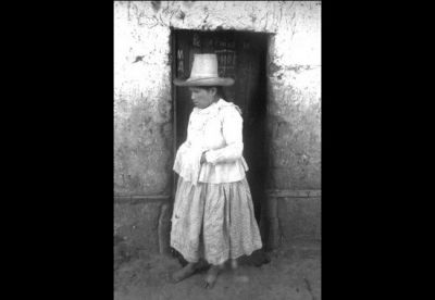 Portrait d'indienne de la costa
Un monde encore différent des indiens de la cote du Pérou
Mots-clés: perou,indienne,costa