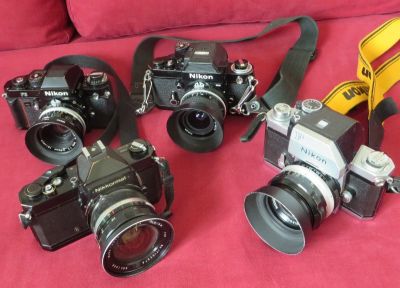 4 Nikon

