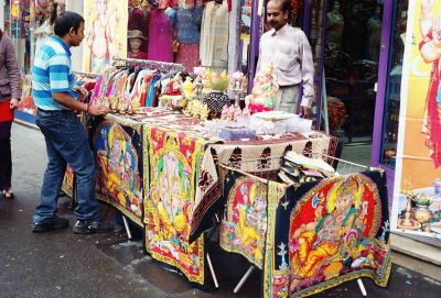 Mots-clés: Ganesha Chaturthi