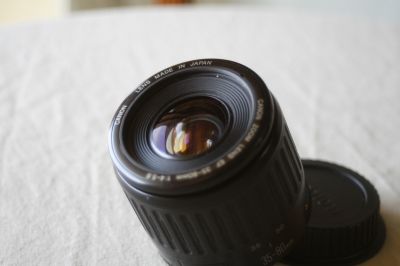 canonzoom_001.JPG