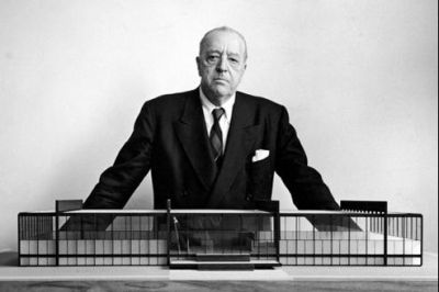 miesvanderR.jpg