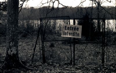 interdit
