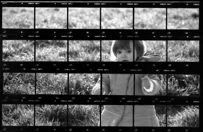 Eléonore en planche contact
