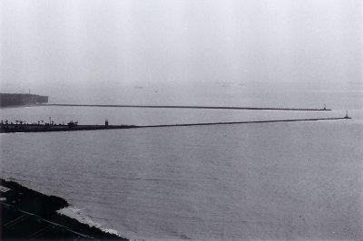Entree du port
Bon elle n'a rien de special, mais elle rentre dans la serie...

Fujipan 100
