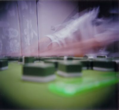 Mah-Jong
holga, portra 400, lumieres interieures
