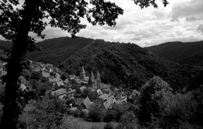 Conques3
Nikkormat 20mm. Ilford FP4+. Rodinal
Mots-clés: n&b