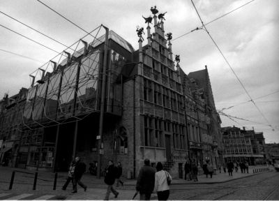 Gand, architecture
Mariage d'architectures...
Mots-clés: n&b