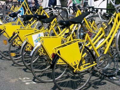Vélos jaunes
Vélos gratuits ?  la Rochelle
