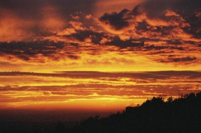 Ciel de feu
Coucher de soleil sur l'Aubrac
Mots-clés: aubrac soleil