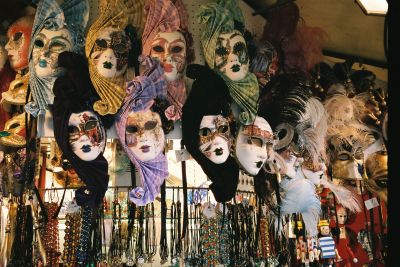 Masks.  Venice, Italy.  Taken with Minox 35ML. 
Mots-clés: Minox 35ML Venice