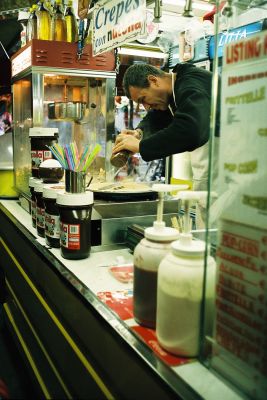 Crepe seller, Venice, Italy. Taken with Minox 35ML.
Mots-clés: Minox 35ML Venice