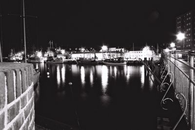 Le port de nuit
Sur le port d'Eckenrförde - Allemagne
Pentax LX + 24-50mm + T-Max 400 @ 800
