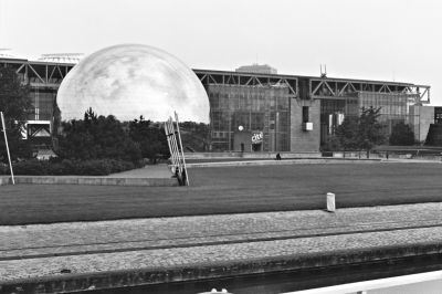 La Géode
ME Super + 35 f/2 + TMAX 400

